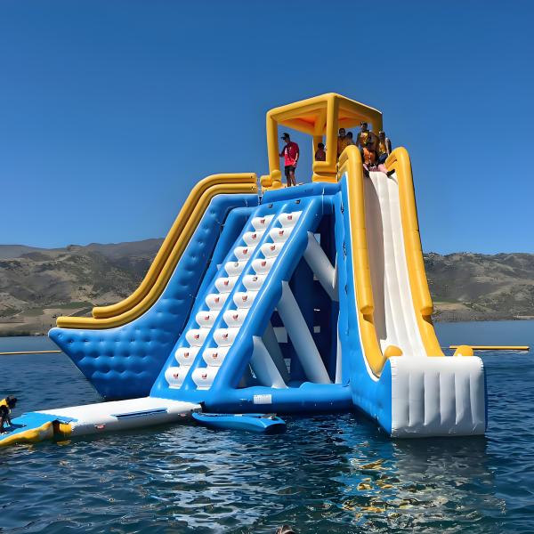 大型户外充气游乐设备